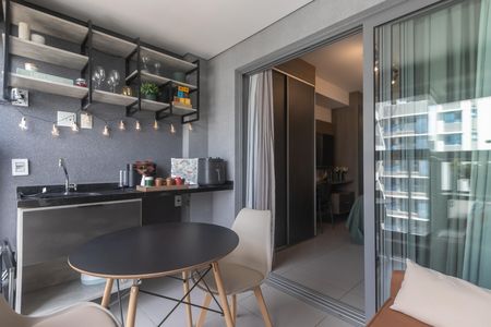 Studio à venda com 31m², 1 quarto e 1 vaga Studio à venda com 31m², 1 quarto e 1 vagaVaranda gourmet