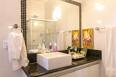 Casa à venda com 3 quartos, 287m² em Prado, Belo Horizonte