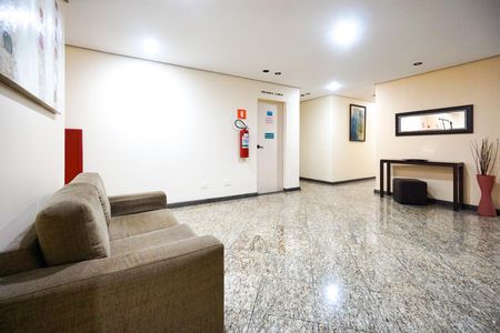 Apartamento para alugar com 74m², 3 quartos e 2 vagas Apartamento para alugar com 74m², 3 quartos e 2 vagasHall social