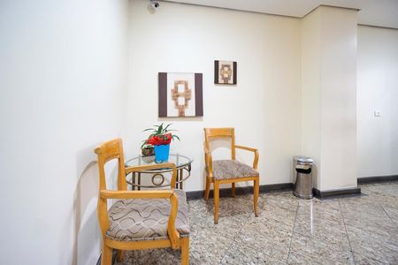 Apartamento para alugar com 74m², 3 quartos e 2 vagas Apartamento para alugar com 74m², 3 quartos e 2 vagasHall social