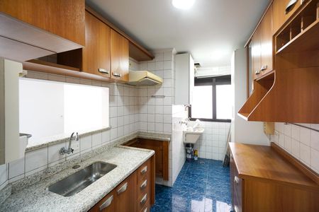 Apartamento para alugar com 74m², 3 quartos e 2 vagas Apartamento para alugar com 74m², 3 quartos e 2 vagasCozinha
