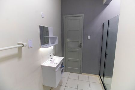 Apartamento para alugar com 74m², 2 quartos e sem vagaBanheiro