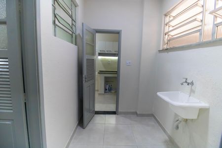 Apartamento para alugar com 74m², 2 quartos e sem vagaÁrea de Serviço