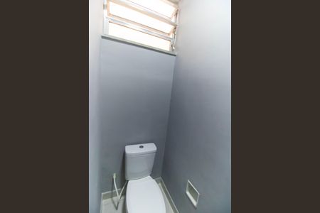 Apartamento para alugar com 74m², 2 quartos e sem vagaBanheiro de serviço