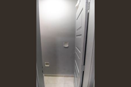 Apartamento para alugar com 74m², 2 quartos e sem vagaBanheiro de serviço