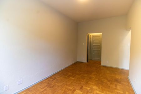 Sala de apartamento para alugar com 2 quartos, 74m² em Centro, Niterói