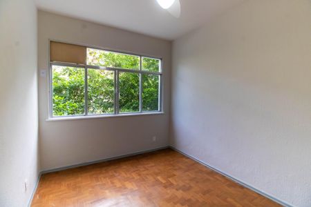 Apartamento para alugar com 74m², 2 quartos e sem vagaQuarto 