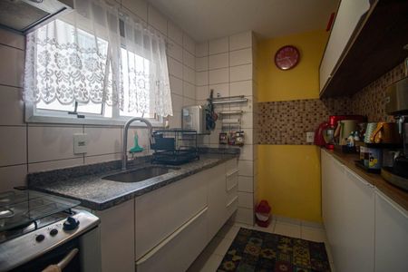 Apartamento à venda com 97m², 2 quartos e 2 vagasCozinha