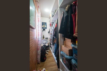 Apartamento à venda com 97m², 2 quartos e 2 vagasCloset