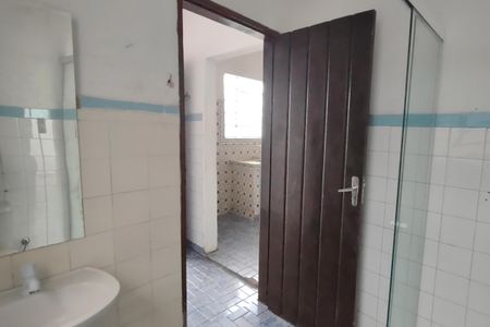 Banheiro de casa para alugar com 1 quarto, 50m² em Osvaldo Cruz, São Caetano do Sul