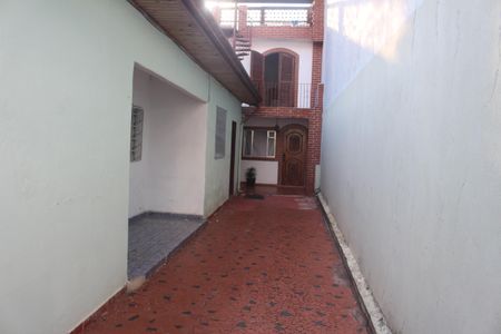 Casa para alugar com 50m², 1 quarto e 1 vagaQuintal