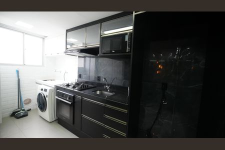 Apartamento para alugar com 52m², 2 quartos e 2 vagasCozinha