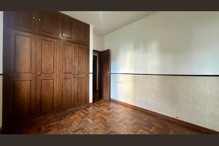 Apartamento à venda com 90m², 3 quartos e 2 vagasQuarto 