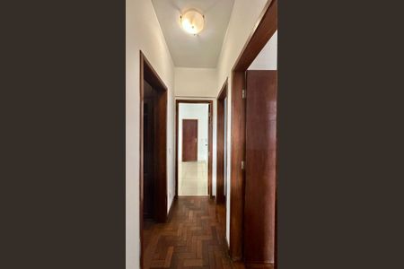 Apartamento à venda com 90m², 3 quartos e 2 vagasCorredor 