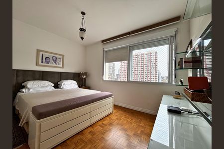 Apartamento à venda com 300m², 3 quartos e 2 vagas Apartamento à venda com 300m², 3 quartos e 2 vagasSuíte