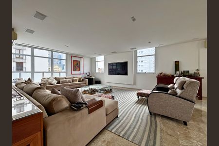 Apartamento à venda com 300m², 3 quartos e 2 vagas Apartamento à venda com 300m², 3 quartos e 2 vagasSala