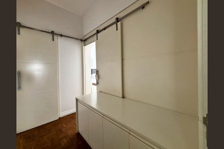 Apartamento à venda com 300m², 3 quartos e 2 vagas