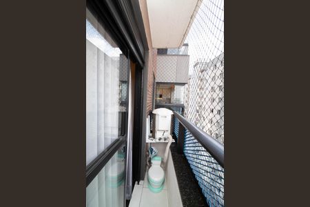 Apartamento à venda com 80m², 2 quartos e 2 vagasVaranda - Suíte