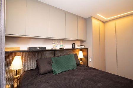 Apartamento à venda com 80m², 2 quartos e 2 vagasQuarto 1 - Suíte