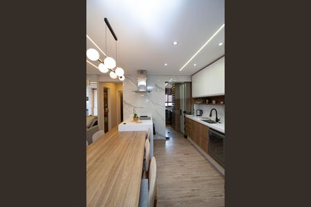 Apartamento à venda com 80m², 2 quartos e 2 vagasCozinha - Armários