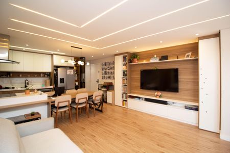 Apartamento à venda com 80m², 2 quartos e 2 vagasSala