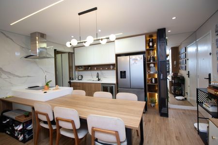 Apartamento à venda com 80m², 2 quartos e 2 vagasCozinha - Armários