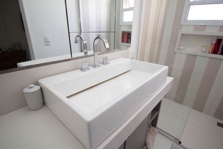 Casa à venda com 230m², 3 quartos e 3 vagasBanheiro da Suíte 3