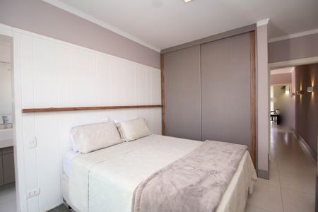 Casa à venda com 230m², 3 quartos e 3 vagasQuarto 3 - Suíte 3