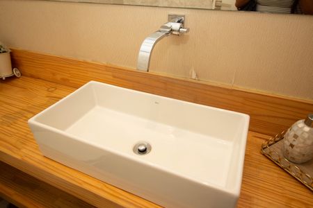 Casa à venda com 230m², 3 quartos e 3 vagasBanheiro do Salão