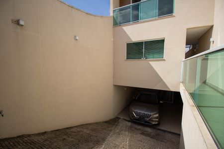 Casa à venda com 230m², 3 quartos e 3 vagasGaragem
