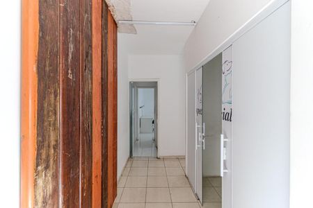 Corredor de casa à venda com 2 quartos, 180m² em Santa Cecilia, São Paulo