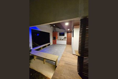 Casa à venda com 2 quartos, 276m² em Laranjeiras, Rio de Janeiro