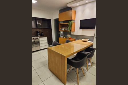 Casa à venda com 2 quartos, 276m² em Laranjeiras, Rio de Janeiro