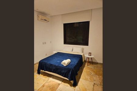Casa à venda com 2 quartos, 276m² em Laranjeiras, Rio de Janeiro