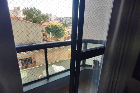 Apartamento à venda com 68m², 2 quartos e 1 vagaVaranda