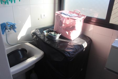 Apartamento à venda com 68m², 2 quartos e 1 vagaÁrea de Serviço