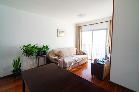 Apartamento à venda com 69m², 2 quartos e 1 vagaSala