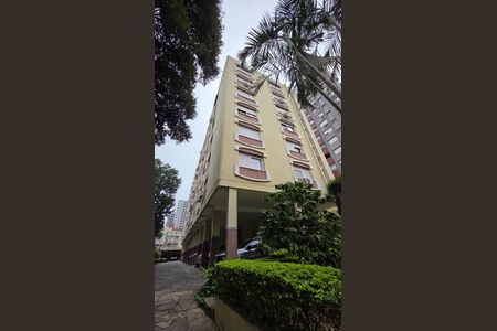 Apartamento para alugar com 105m², 2 quartos e 1 vagaFachada