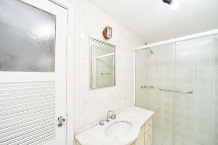 Apartamento para alugar com 105m², 2 quartos e 1 vagaBanheiro Social