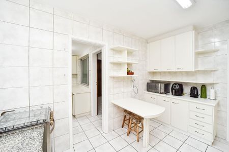 Apartamento para alugar com 105m², 2 quartos e 1 vagaCozinha