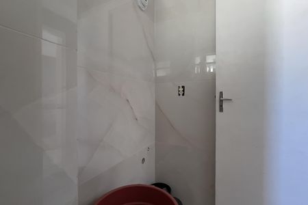 Apartamento para alugar com 44m², 2 quartos e sem vagaBanheiro