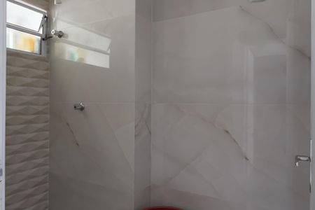 Apartamento para alugar com 44m², 2 quartos e sem vagaBanheiro