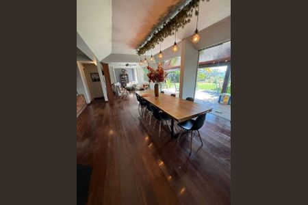 Casa à venda com 6 quartos, 270m² em Itanhangá, Rio de Janeiro