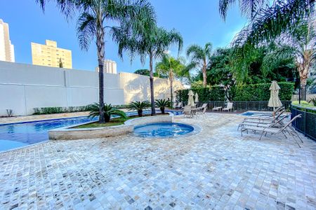 Apartamento à venda com 68m², 2 quartos e 1 vagaÁrea comum - Piscina