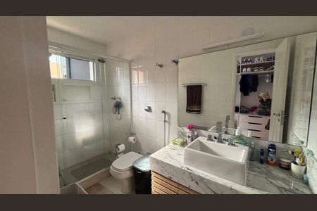 Casa à venda com 450m², 4 quartos e 3 vagas