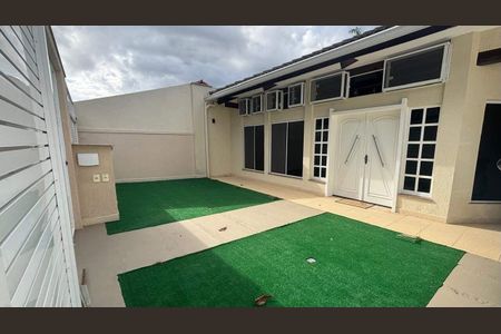 Casa à venda com 450m², 4 quartos e 3 vagas