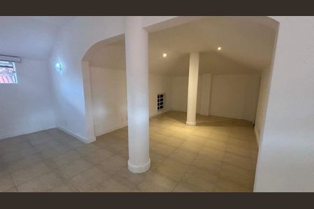 Casa à venda com 4 quartos, 450m² em Barra da Tijuca, Rio de Janeiro