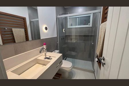 Casa à venda com 4 quartos, 450m² em Barra da Tijuca, Rio de Janeiro