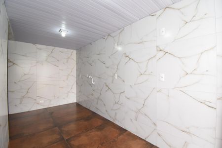 Sala/Cozinha de casa para alugar com 1 quarto, 50m² em Capão da Imbuia, Pinhais