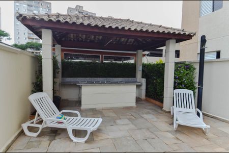 Apartamento à venda com 65m², 3 quartos e 1 vagacÁrea comum - Piscina